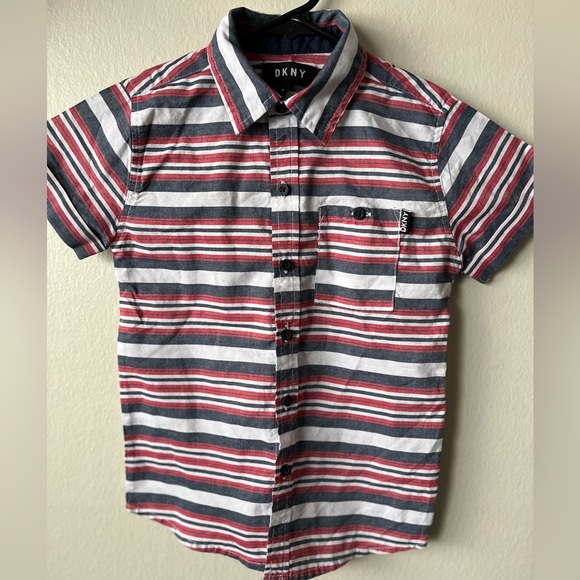 Boys DKNY short sleeve button up shirt - Picture 1 of 6